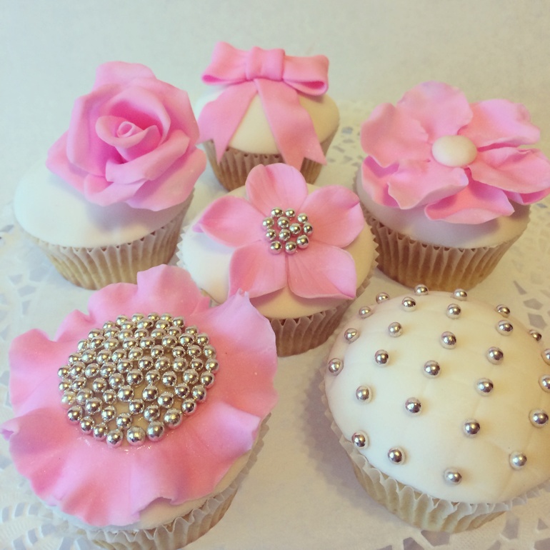 Капкейки с мастикой