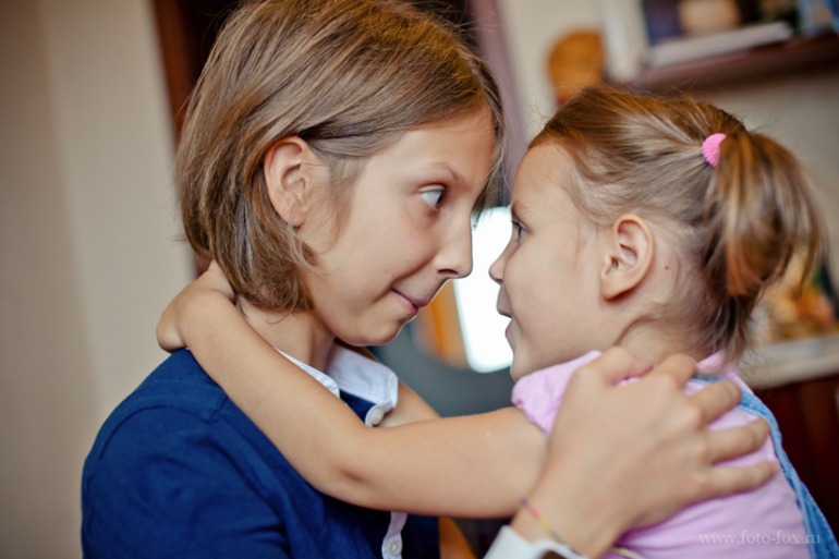 две сестренки!