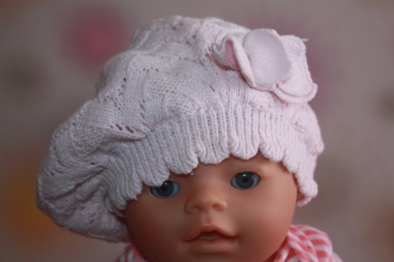 Шапочки для девочки от 200 руб