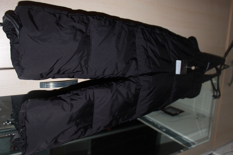 Manudieci пух, ,bikkembergs сноубутсы, gulliver,шапочка меринос сваровски - на 5-6л