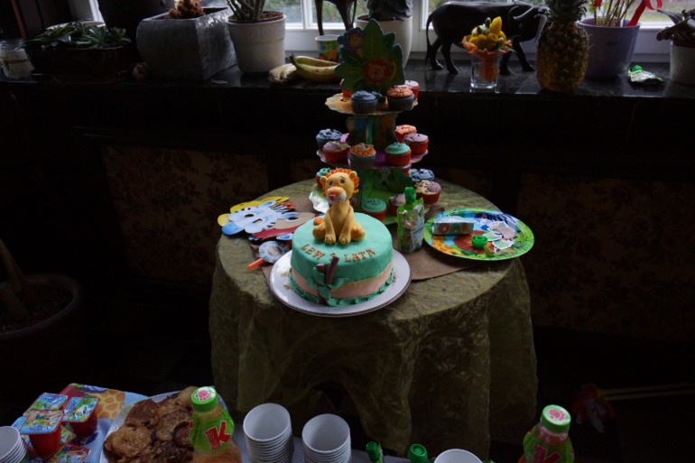 Льву исполнилось 2 года, правда уде давно=)