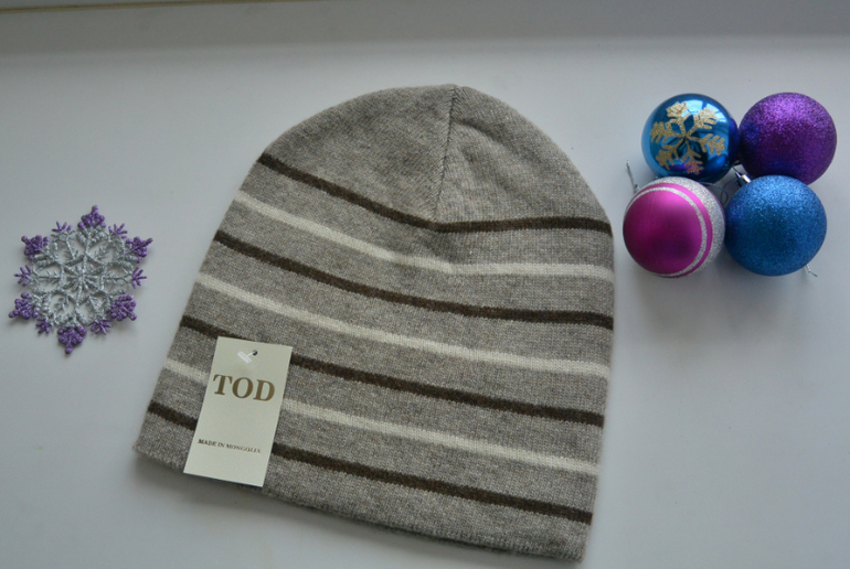 шапки из верблюжьей шерсти монголия. шапка из монгольской шерсти. кашемировые шапки монголия гоби. шапка из монгольской шерсти. вязаная шапка из верблюжьей шерсти.