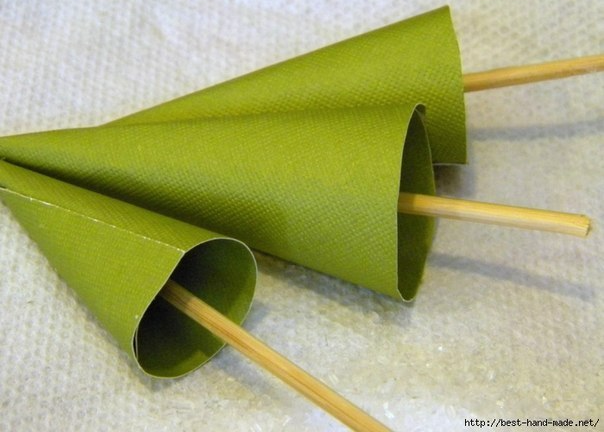 В подтверждение слов)