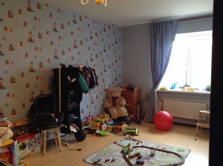 Какой вариант обоев вы видите в этой детской?