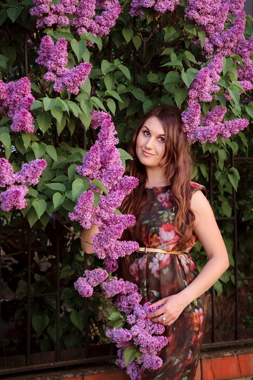 Такая разная Женя)