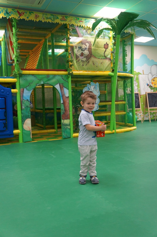 Вот и отметили 3 годика или как из 15 гостей пришли только 2))))