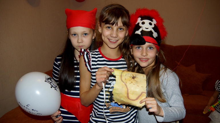 Как мы отмечали годик Аришкин (ну и мои 33 заодно)))