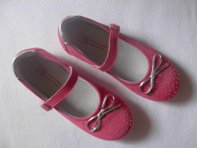 Потрясающие туфельки EB, Италия, 27 размер