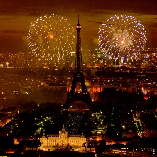 Париж на НГ и Рождество! Тур жд + автобус на 10 дней!