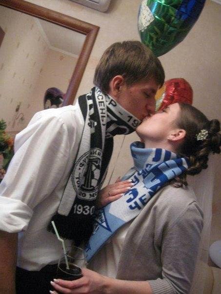 У нас сегодня 5 лет со дня свадьбы.