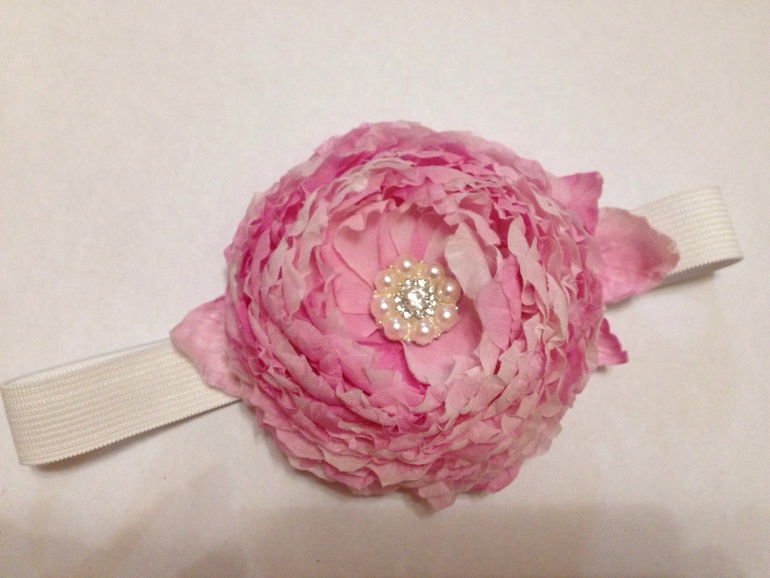 Шелковые украшения для маленьких принцесс