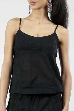 очень красивый топ французской марки СOLINE