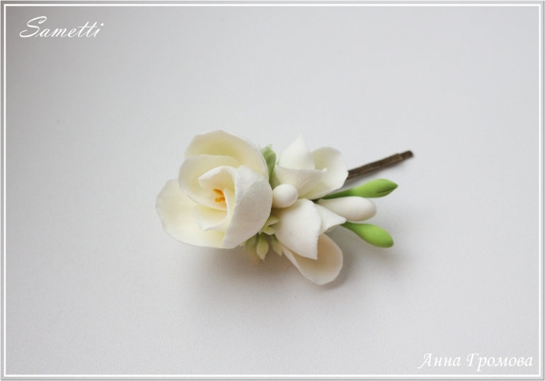 Яркие украшения и аксессуары на лето