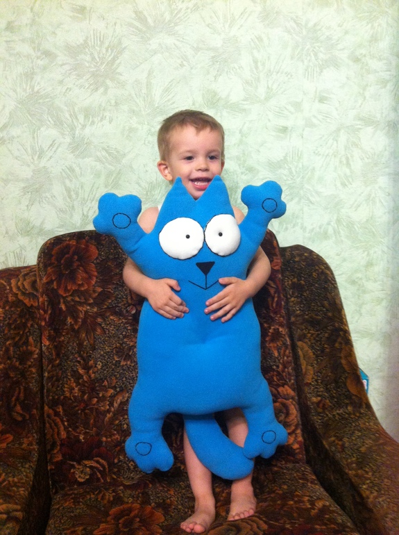 Большой, голубой кот Саймона.