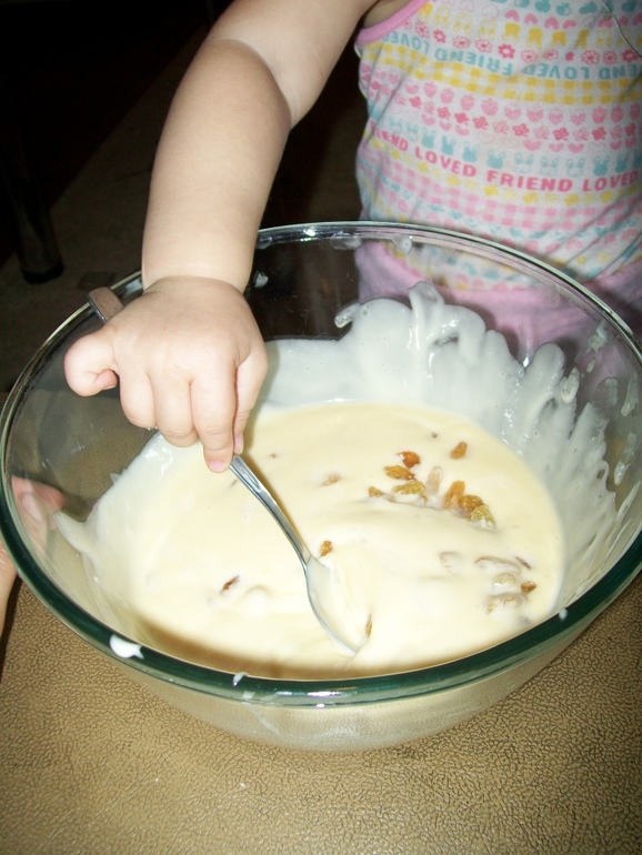 Готовим с детьми. Капкейки с изюмом и орехами. Лазвете 1,9
