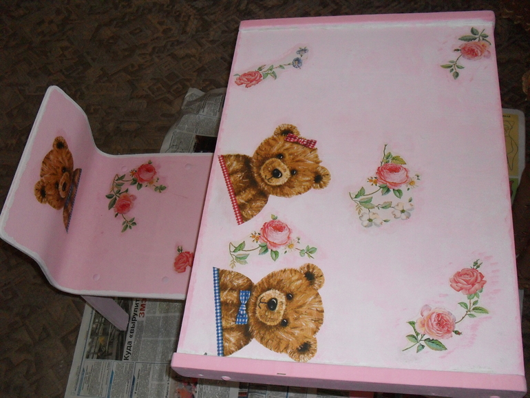 Декупаж детского столика и стульчика