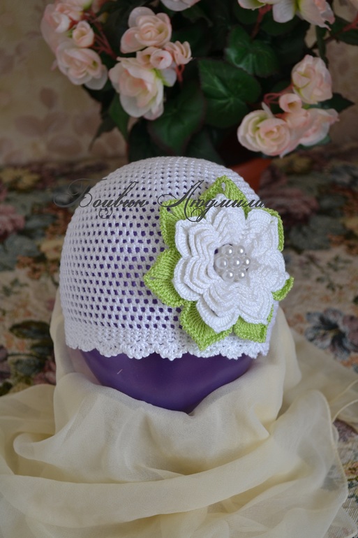 Шапочка малышке