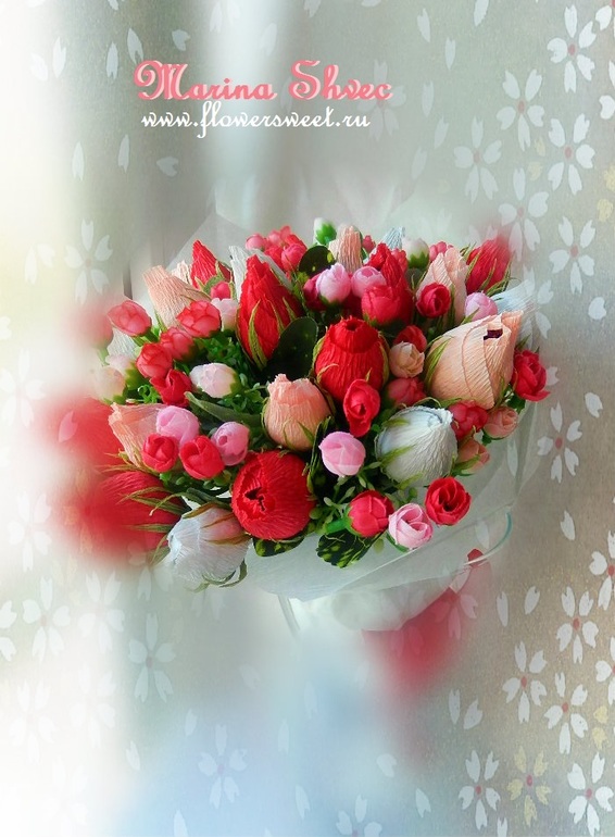 Повторчик ручного букета из бутончиков роз