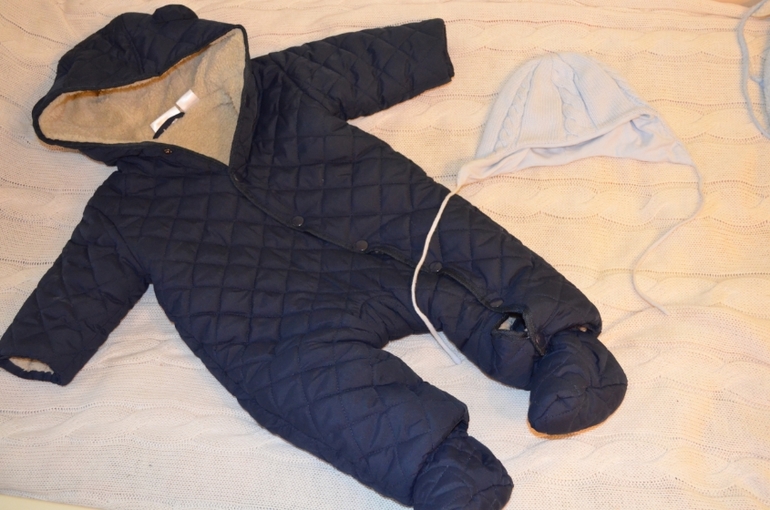 Продам комбинезоны Chicco/Reima/Bonprix