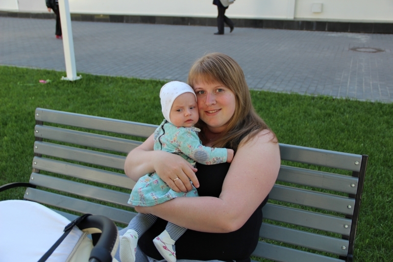 4 месяца моей сладкой дочке*******