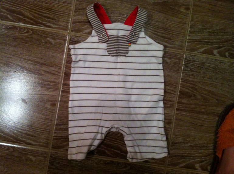 Продам вещи пакетом 6-9 месяцев и 9-12 месяцев