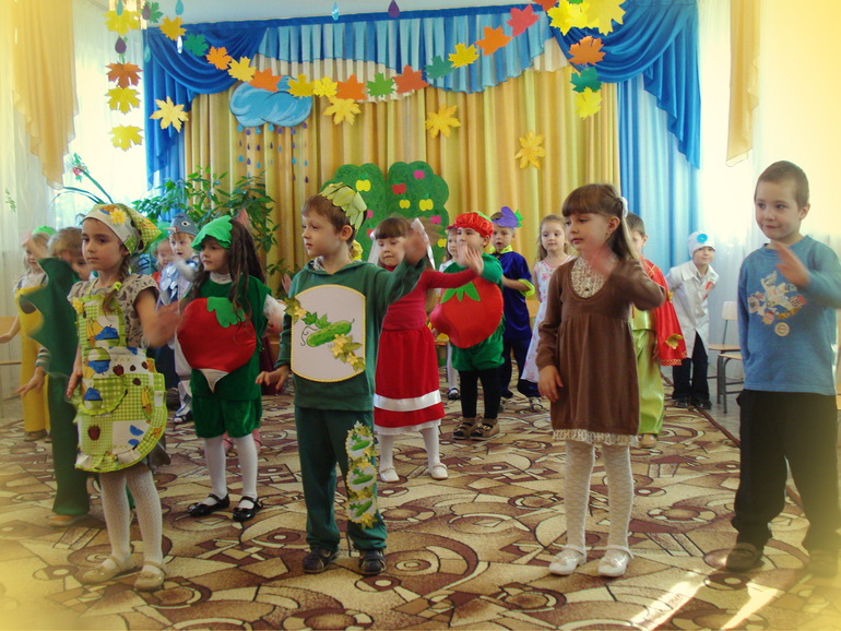 Утренник у Алисы 23.10.2013