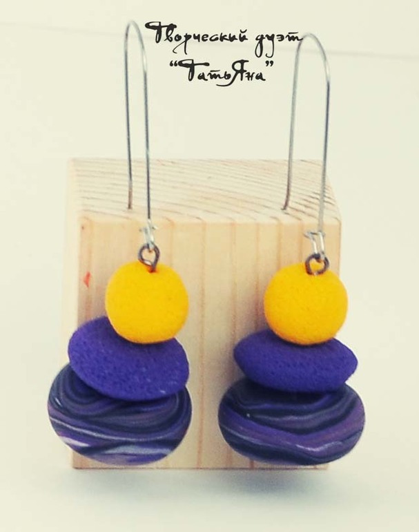 Новые работы. Рябиновый комплект. Кулон-бублик и еще 6 работ.