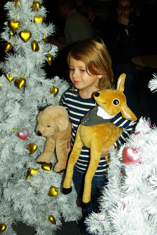 Как же сейчас здорово в магазинах) потихоньку готовимся к новому году)