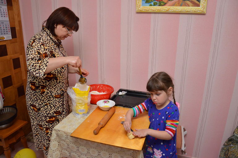 Хорошо у бабушки отдыхать.