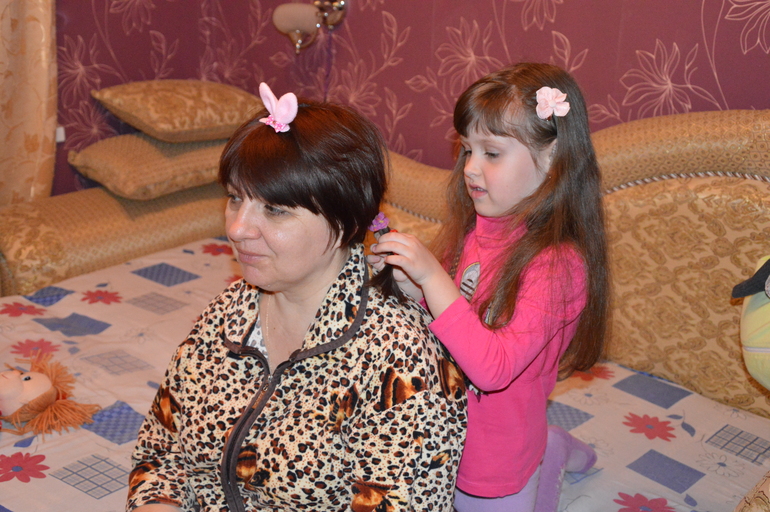 Хорошо у бабушки отдыхать.