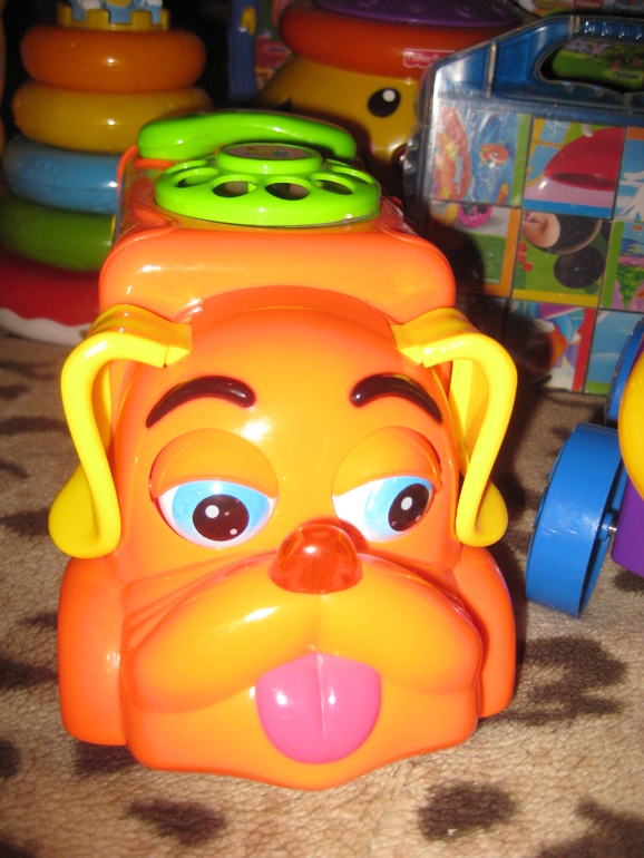 Много фирменных игрушек )) Дешево!!от 1 до 4 лет