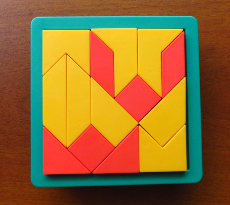 Игра-головоломка: Уголки от Thinkfun (Shape by shape)