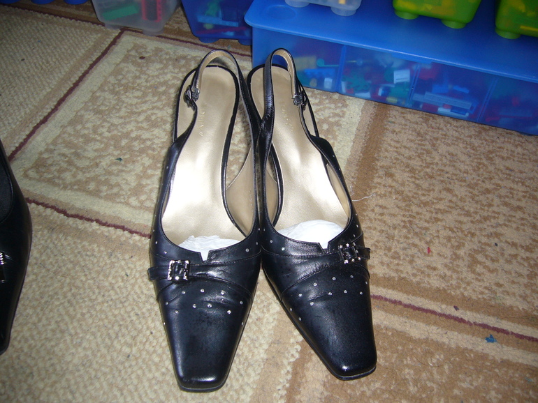 Отдам туфли, размер 38. Метро Новоясеневская