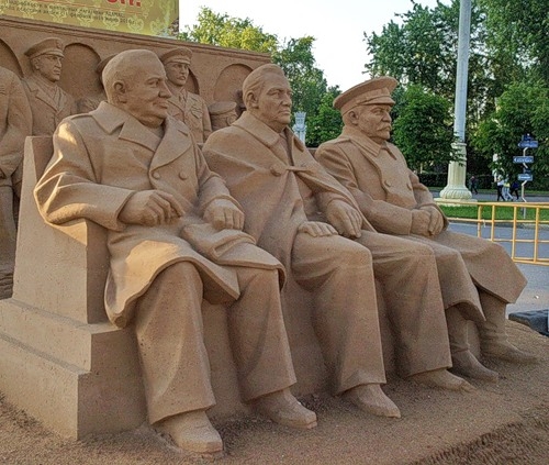 Хрупкое искусство.