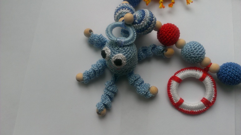 Первые бусики для мальчика