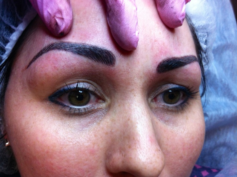 Давненько я тут не появлялась, уж простите...)