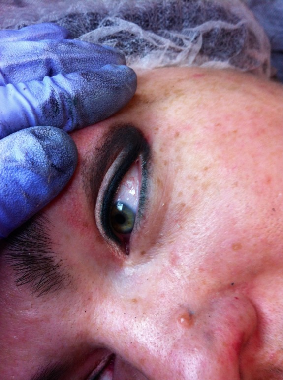 Давненько я тут не появлялась, уж простите...)