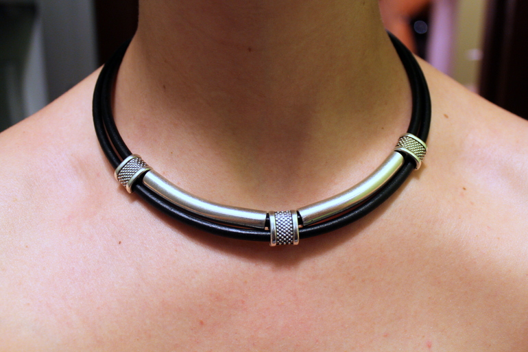 Проба пера. Колье.