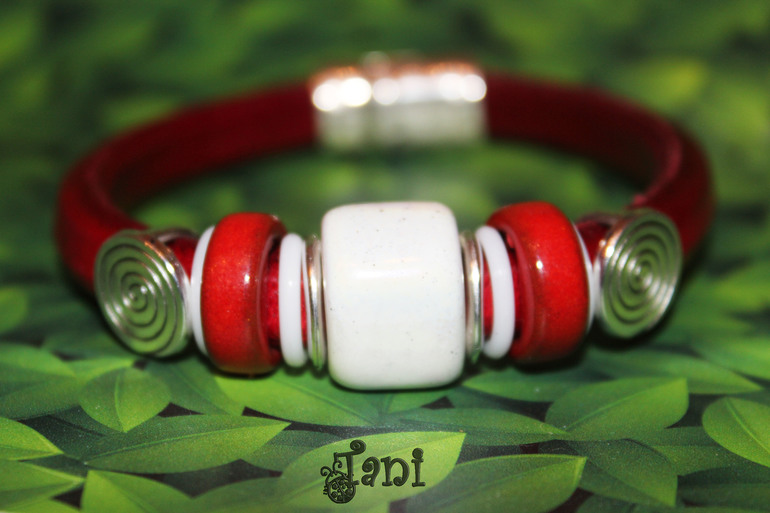 На красненькое потянуло:)