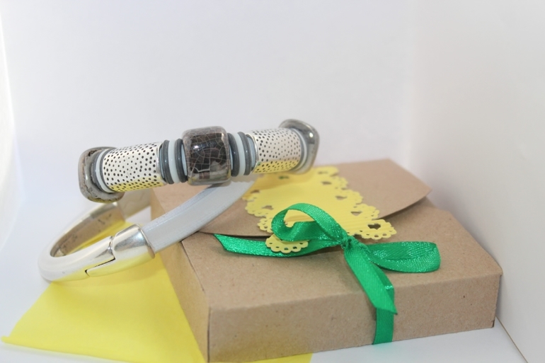 Сет из двух браслетов