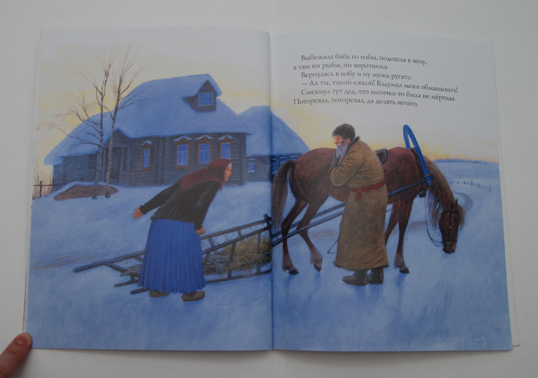 Тоненькие книжечки.