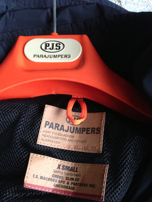 Плащ Parajumper новый размер XS, цена 12000 руб
