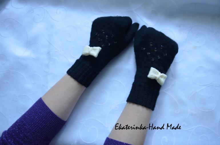 Перчатки с бантиком