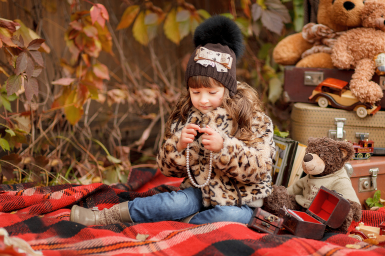 Ваши малыши в моих шапочках......