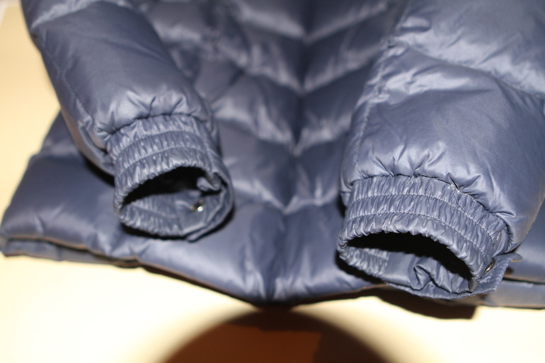 Продам все вещи БУ (оригинал любые проверки)