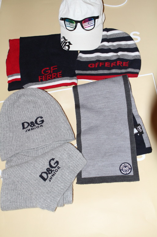 Продам все вещи БУ (оригинал любые проверки)