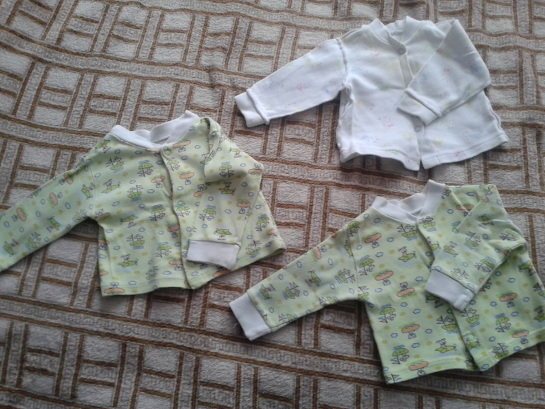 ПРОДАМ ПАКЕТОМ ВЕЩИ НА МАЛЬЧИКА.