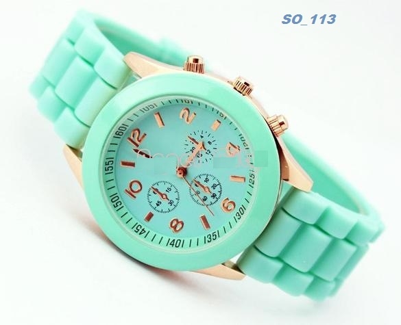 Женские наручные часы.