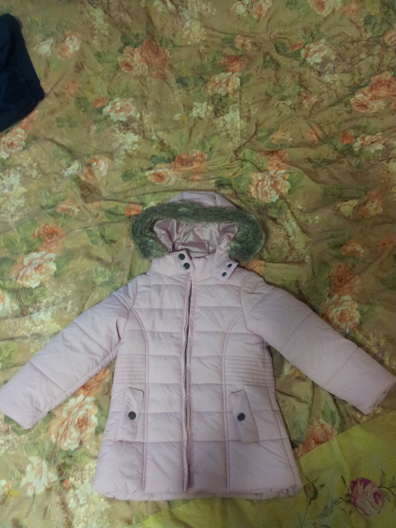 в ашане распродажа! пальто 199 руб!!!