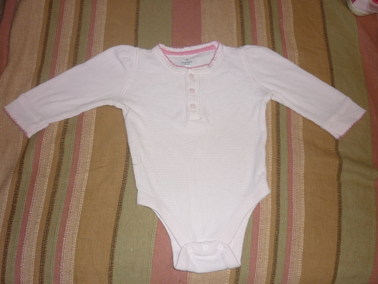 Одежда на малышку Old Navy, carters, baby Gap и многое другое.